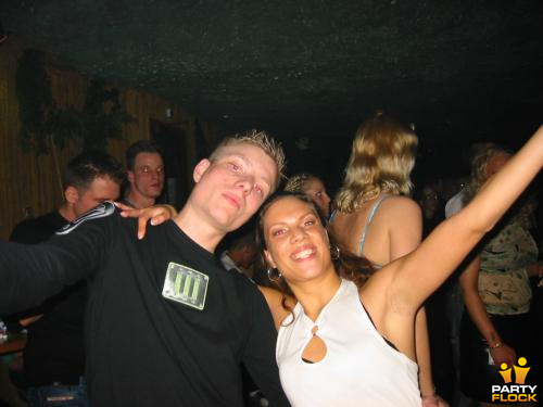 foto Hard Bass, 2 maart 2002, Tropicana