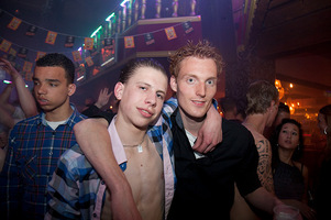 foto De wereld draait hardstyle, 15 april 2011, Bob's, Uitgeest #649929