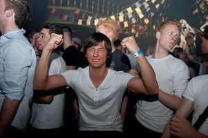foto De wereld draait hardstyle, 15 april 2011, Bob's, Uitgeest #650040