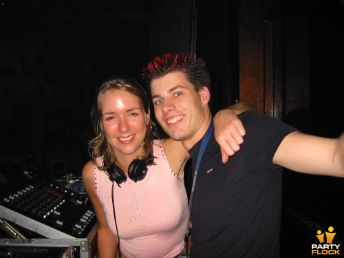 foto Hard Bass, 2 maart 2002, Tropicana, met Lady Dana