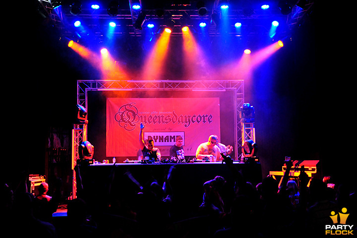 foto Queensdaycore, 30 april 2011, Dynamo, met The Viper, Da Hustla, Endonyx