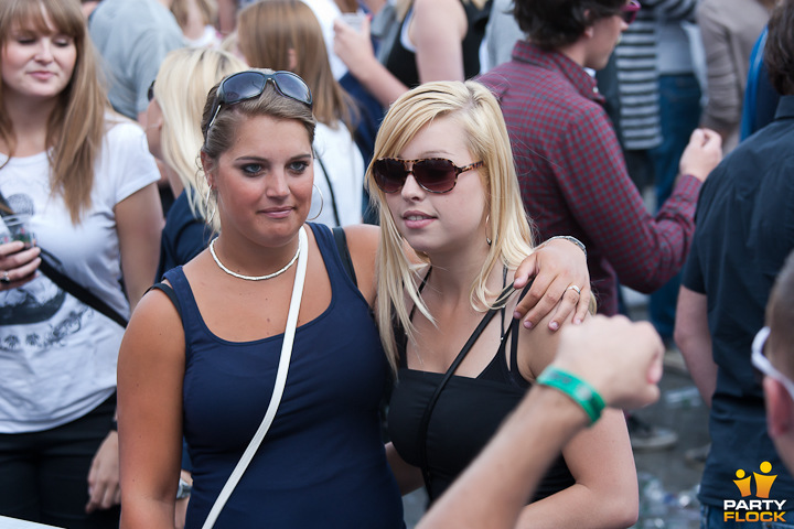 foto Bevrijdingsdag Enschede, 5 mei 2011, Van Heekplein