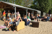 Openingsfeest Strand Oog in Al foto