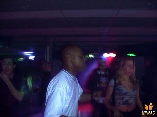 foto Hard Impact, 2 maart 2002, Sunrise Party Centre, Amsterdam