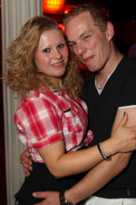 Foto's, 90's Now, 4 juni 2011, Zak, Uelsen