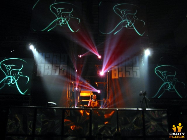 foto Hard Bass, 4 oktober 2003, SilverDome, met Charly Lownoise