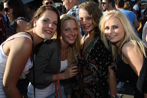 foto Stereo Sunday, 3 juli 2011, Kazerneterrein Venlo-Blerick, Blerick #664457