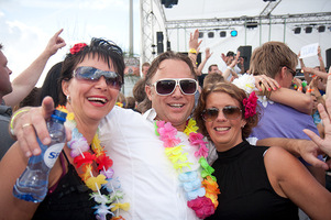 foto Luminosity Beach Festival, 2 juli 2011, Riche, Zandvoort #664654