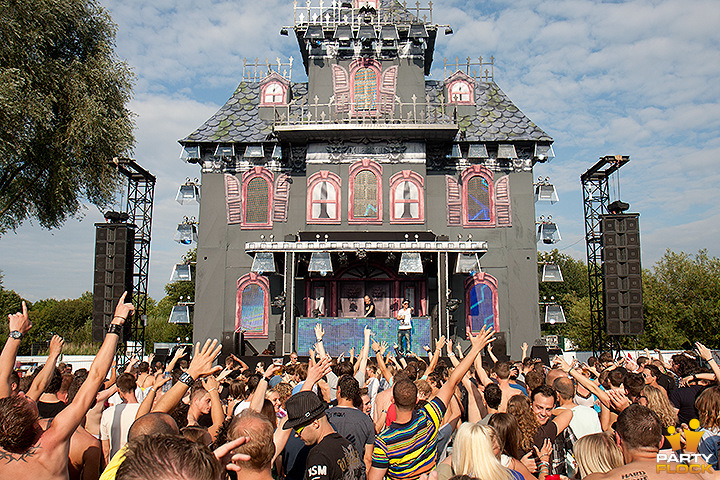 foto Dreamfields Festival, 9 juli 2011, Rhederlaag