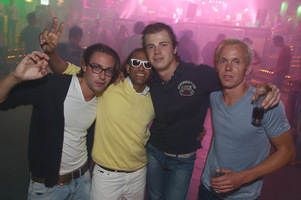 foto Artento Divini, 16 juli 2011, Zak, Uelsen #666931