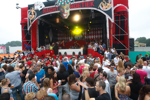 foto Dance Valley, 6 augustus 2011, Spaarnwoude, Velsen-Zuid #670178