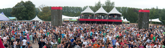 foto The Qontinent, 14 augustus 2011, Puyenbroeck, Wachtebeke #671795