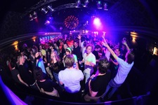 Foto's, Boel op stelten, 20 oktober 2011, Huize Maas, Groningen