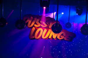 foto Pussy lounge, 12 november 2011, 013, Tilburg #685760