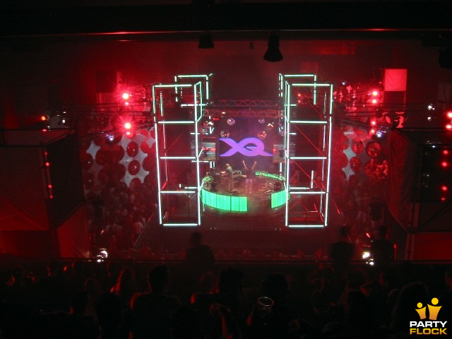 foto X-Qlusive, 1 november 2003, Heineken Music Hall, met Cosmic Commando