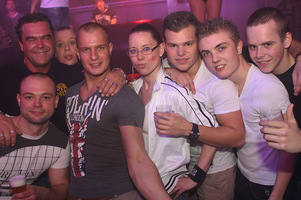 foto Mental Theo's Birthday Bash, 9 maart 2012, Time Out, Gemert #700814