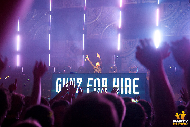 foto Reverze, 17 maart 2012, Sportpaleis Antwerpen, met Gunz for Hire