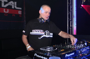 foto Puzzy Deluxe, 24 maart 2012, Crystal Venue, Culemborg #702638