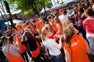 foto Koninginnedag, 30 april 2012, Kerkplein, Putten #707255