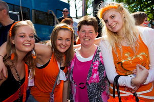 foto Koninginnedag, 30 april 2012, Kerkplein, Putten #707262