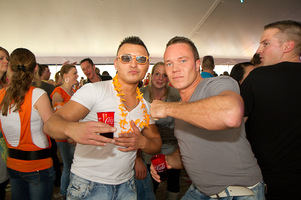 foto Queensday 2012, 30 april 2012, Oderkerkpark, Etten-Leur #707640