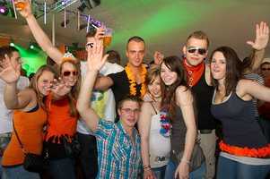 foto Queensday 2012, 30 april 2012, Oderkerkpark, Etten-Leur #707919