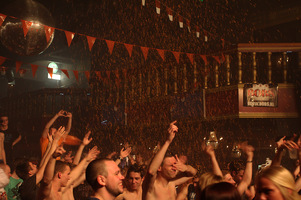 foto De Wereld Draait Hardcore, 29 april 2012, Bob's, Uitgeest #708046