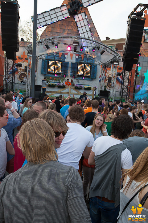 foto Koninginnedag Enschede, 30 april 2012, Van Heekplein