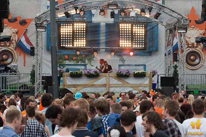 foto Koninginnedag Enschede, 30 april 2012, Van Heekplein