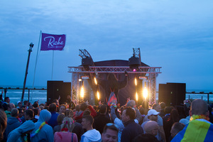 foto Luminosity Beach Festival, 23 juni 2012, Riche, Zandvoort #717738