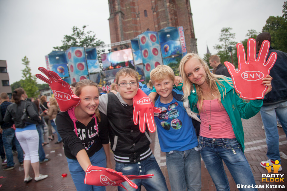 foto Dancetour, 8 juli 2012, Oldehoofsterkerkhof