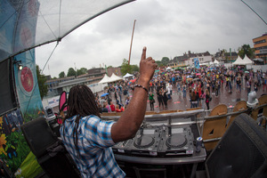 foto Dancetour, 8 juli 2012, Oldehoofsterkerkhof, Leeuwarden #721468