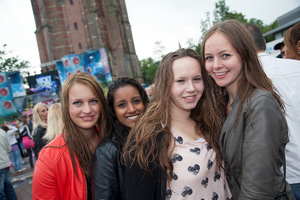 foto Dancetour, 8 juli 2012, Oldehoofsterkerkhof, Leeuwarden #721519