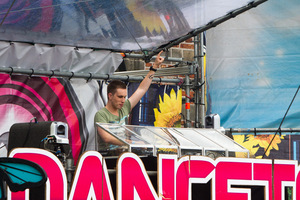 foto Dancetour, 8 juli 2012, Oldehoofsterkerkhof, Leeuwarden #721524