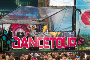 foto Dancetour, 8 juli 2012, Oldehoofsterkerkhof, Leeuwarden #721542