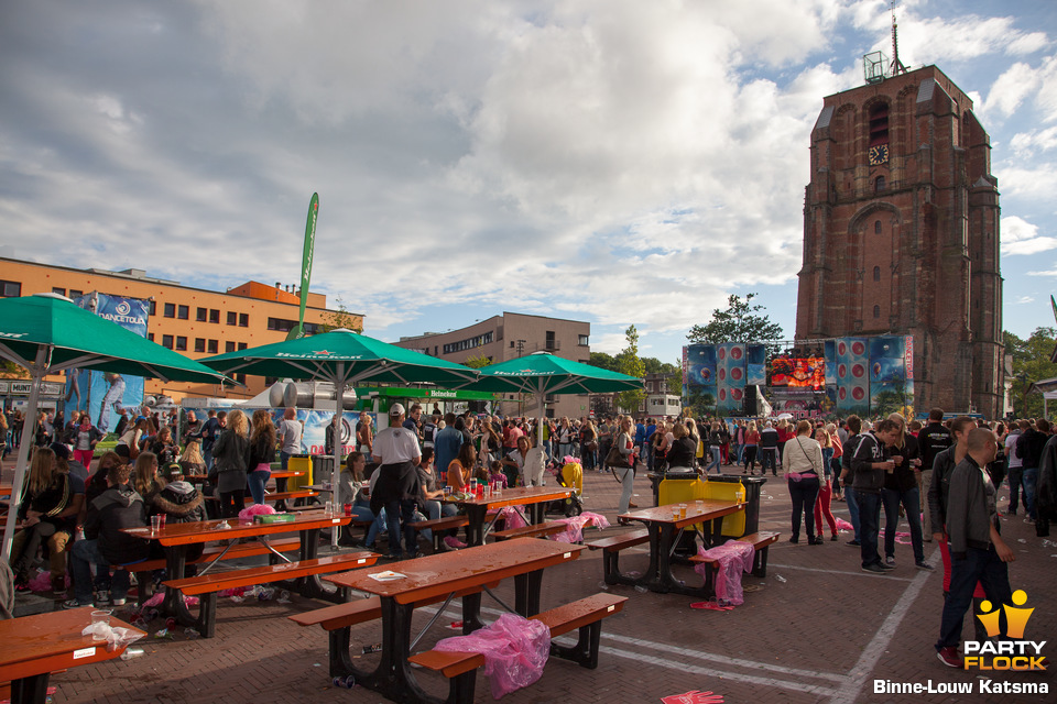 foto Dancetour, 8 juli 2012, Oldehoofsterkerkhof