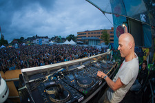 Foto's, Dancetour, 8 juli 2012, Oldehoofsterkerkhof, Leeuwarden