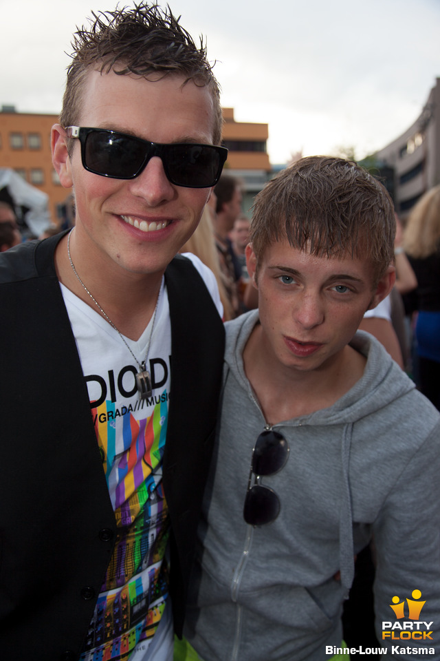 foto Dancetour, 8 juli 2012, Oldehoofsterkerkhof