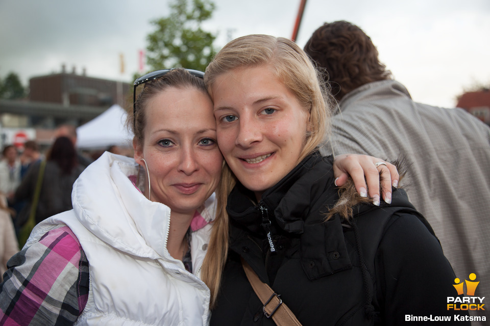 foto Dancetour, 8 juli 2012, Oldehoofsterkerkhof