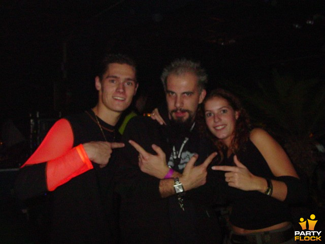 foto Accelerate, 22 november 2003, De Paus, met Super Marco May