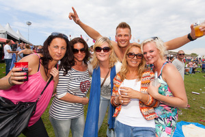 foto Dance Valley 2012, 4 augustus 2012, Spaarnwoude, Velsen-Zuid #724954