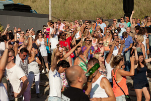 foto Ferry Corsten on the beach, 12 augustus 2012, Fuel, Bloemendaal aan zee #727682