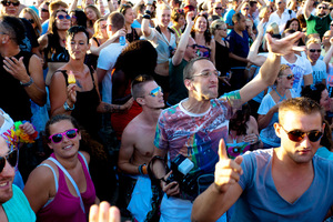 foto Ferry Corsten on the beach, 12 augustus 2012, Fuel, Bloemendaal aan zee #727763