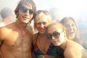 foto Click at the beach, 12 augustus 2012, Woodstock 69, Bloemendaal aan zee #727846