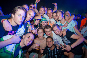 foto The Qontinent · Camping Pre Party, 10 augustus 2012, Puyenbroeck, Wachtebeke #727968