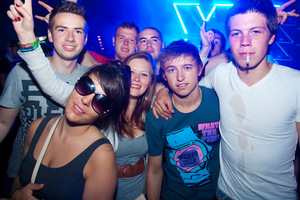 foto The Qontinent · Camping Pre Party, 10 augustus 2012, Puyenbroeck, Wachtebeke #727980
