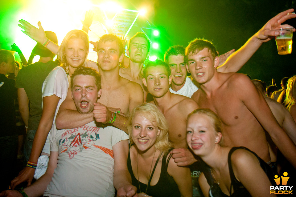 foto The Qontinent · Camping Pre Party, 10 augustus 2012, Puyenbroeck