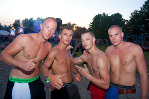 foto The Qontinent · Camping Pre Party, 10 augustus 2012, Puyenbroeck, Wachtebeke #728025