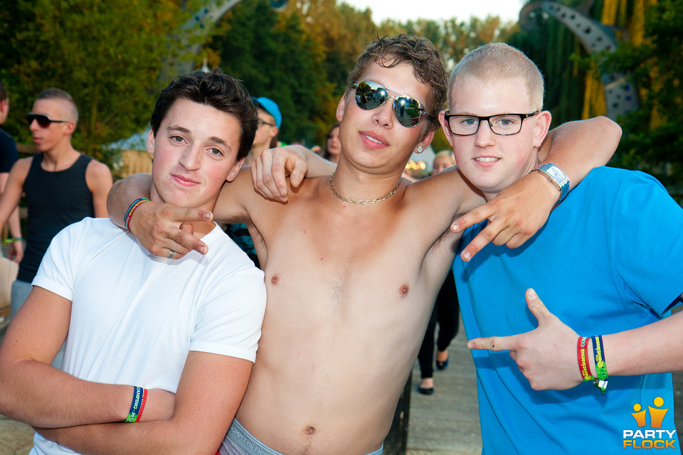 foto The Qontinent · Camping Pre Party, 10 augustus 2012, Puyenbroeck