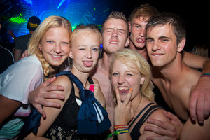 foto The Qontinent · Camping Pre Party, 10 augustus 2012, Puyenbroeck, Wachtebeke #728107